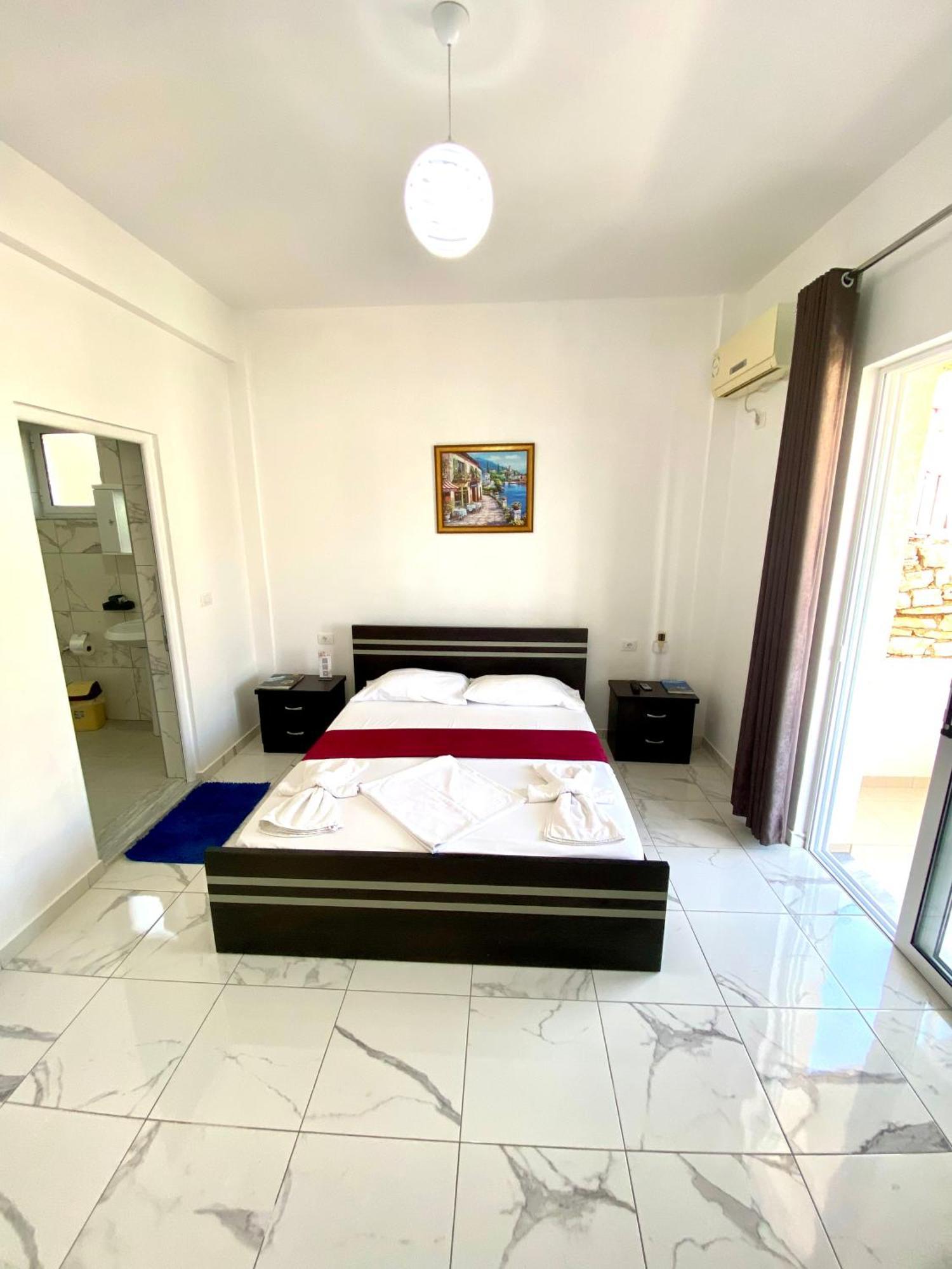 Apartmente Pamela Sarandë Exterior foto