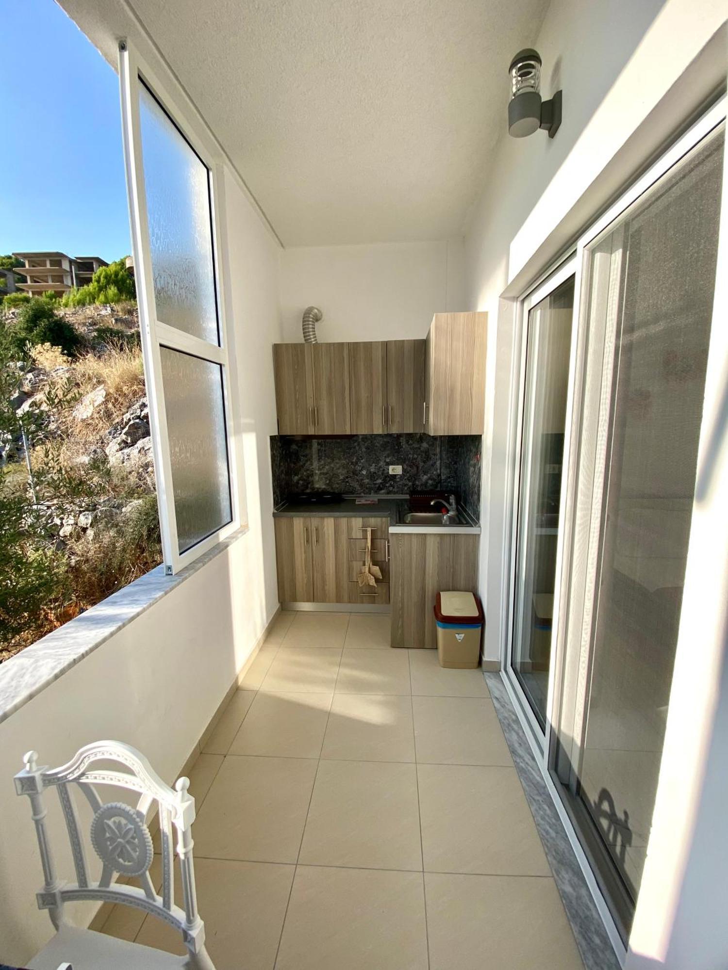 Apartmente Pamela Sarandë Exterior foto